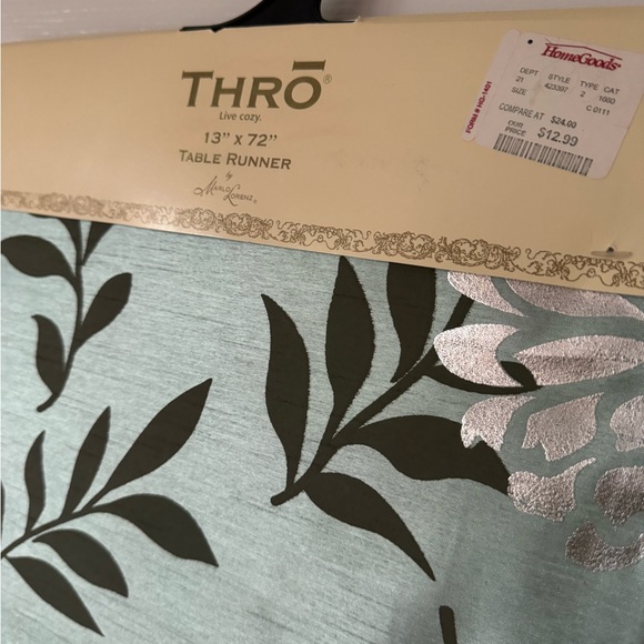 Brand new with tag Thrō brand turquoise and metallic silver table runner - Picture 3 of 4